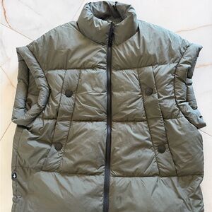 Oraley Women's Olive Puffer Vest